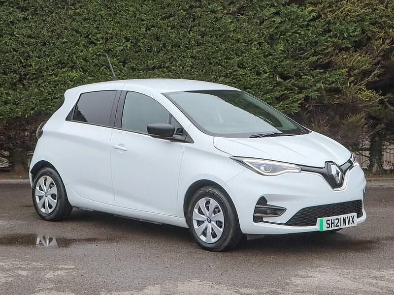 Used Renault Zoe Business 80 kW (109 HP) 2021 White Hatchback