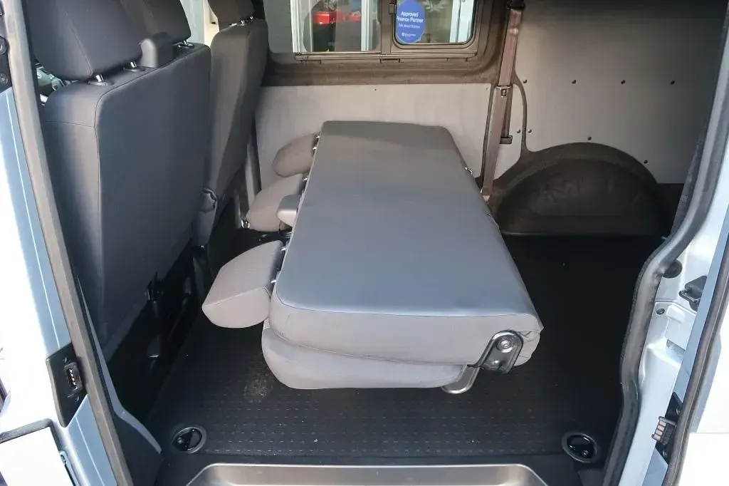 Usado VW Transporter Startline 150 HP (110 kW) 2021 Prateado Van