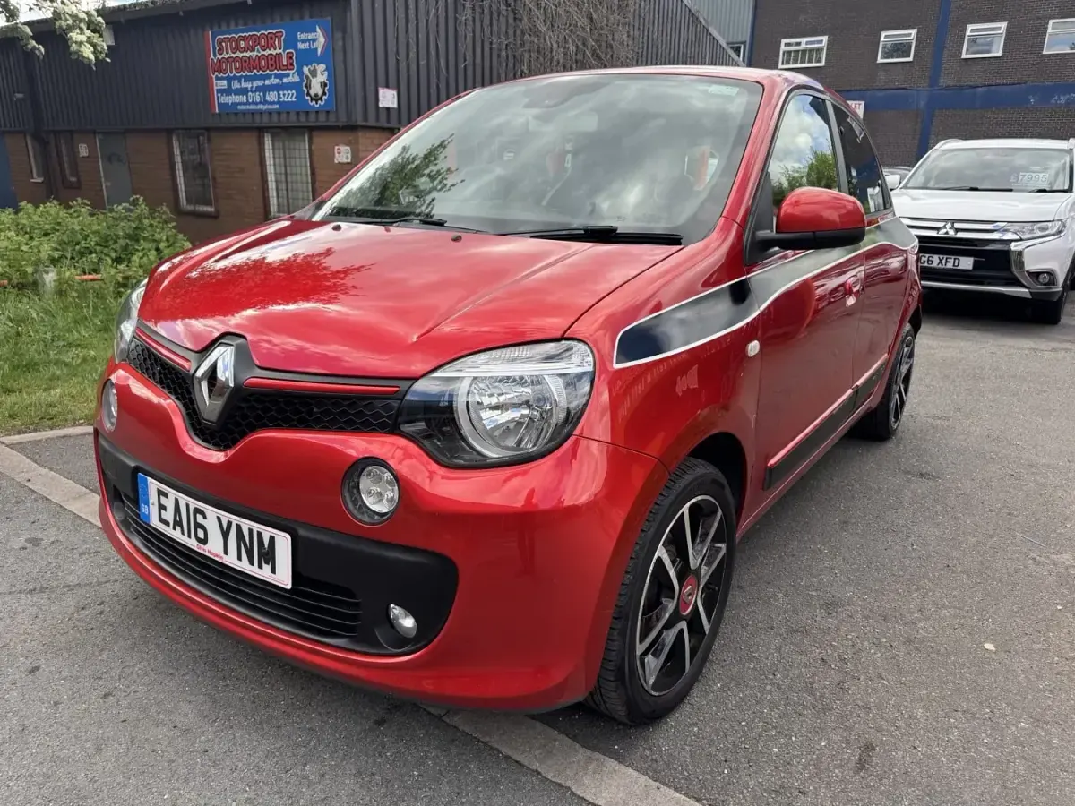 Used Renault Twingo Dynamique 2016 Red Hatchback