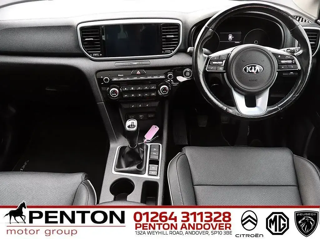 Usado Kia Sportage 136 HP (100 kW) 2020 Vermelho SUV