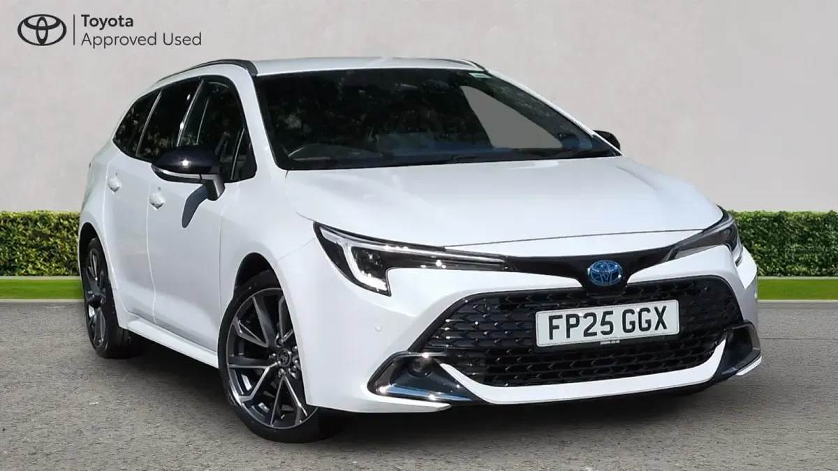 Used Toyota Corolla 140 HP (102 kW) 2025 Estate