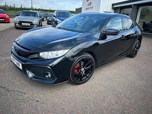 Used Honda Civic EX 129 HP (94 kW) 2017 Black Hatchback
