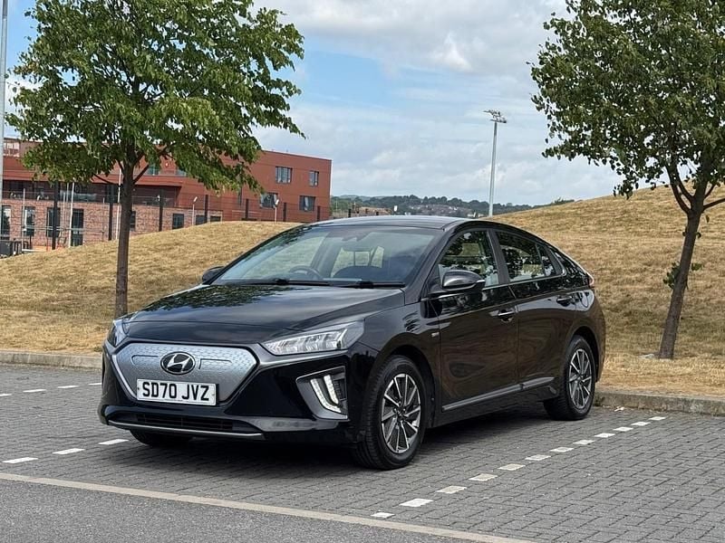 Black Used 2020 Hyundai Ioniq Premium Sedan | £7,250 (Fair price) - Image 1/4
