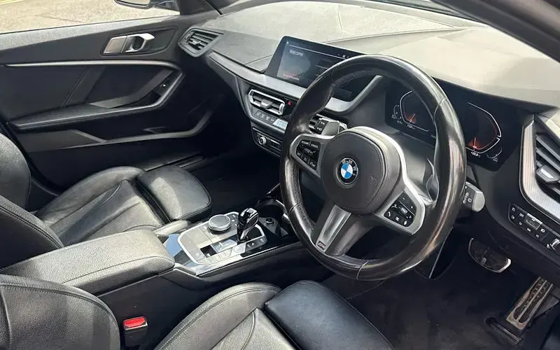 Used BMW 118 M Sport 150 HP (110 kW) 2022 Grey Hatchback