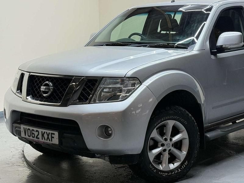 Silver Used 2013 Nissan Navara Acenta Pickup | £8,995 (Expensive) - Image 1/4