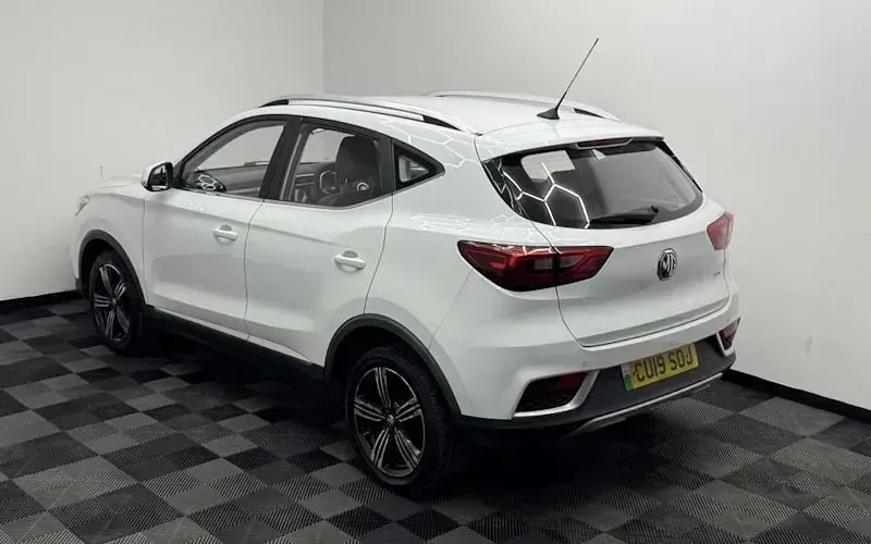 Used MG ZS 106 HP (77 kW) 2019 White SUV
