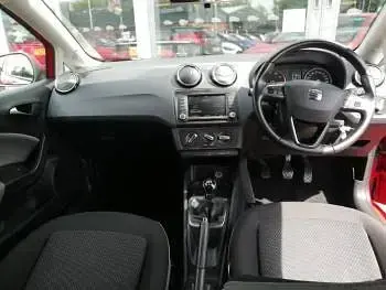Used Seat Ibiza SE Technology 75 HP (55 kW) 2016 Red Hatchback