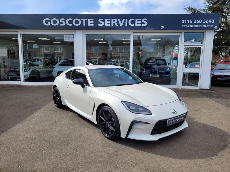 Usado Toyota GR86 2023 Branco Coupé