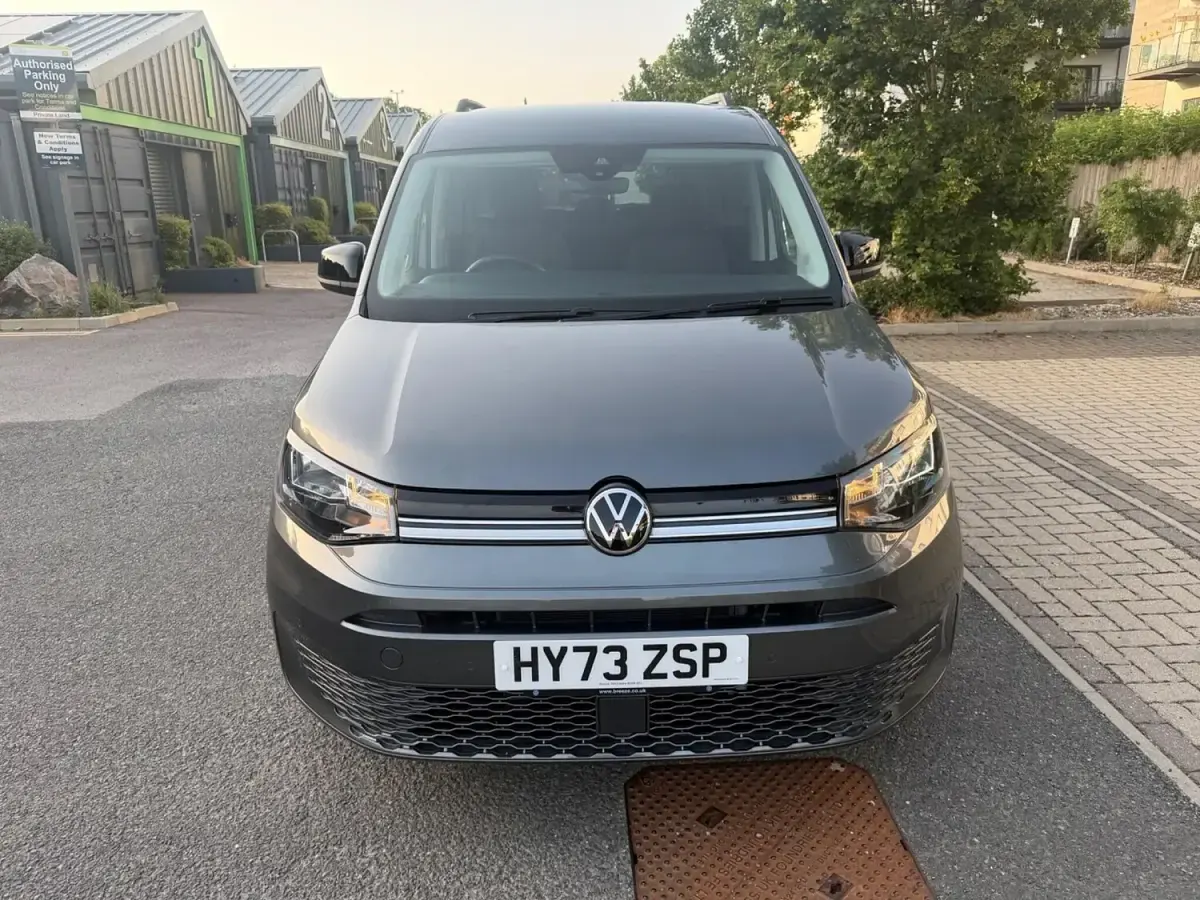 Used VW Caddy Maxi Life 122 HP (89 kW) 2023 Grey MPV