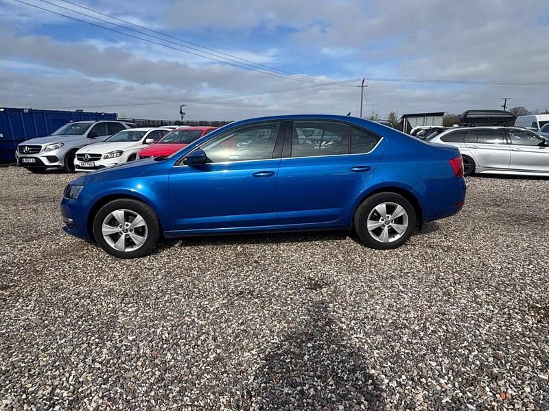 Used Skoda Octavia SE Technology 2019 Blue Hatchback
