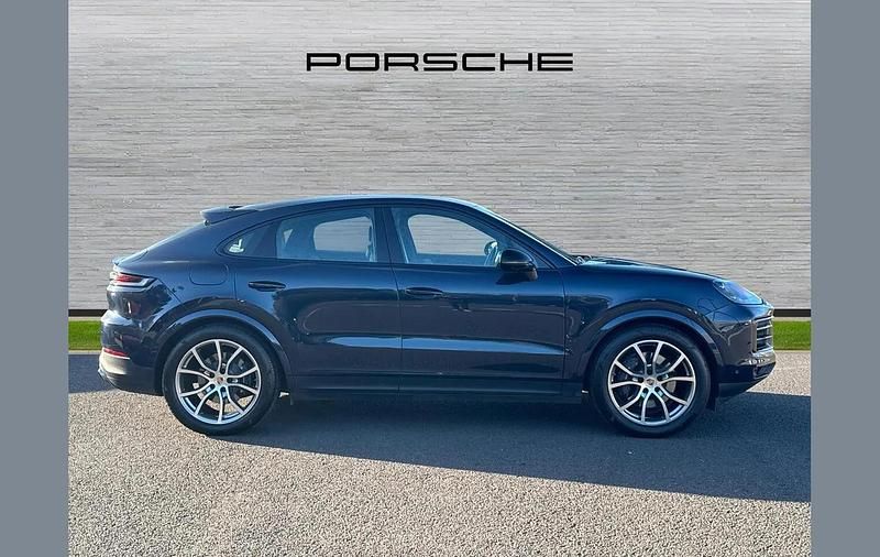 Used Porsche Cayenne 470 HP (345 kW) 2023 Blue SUV