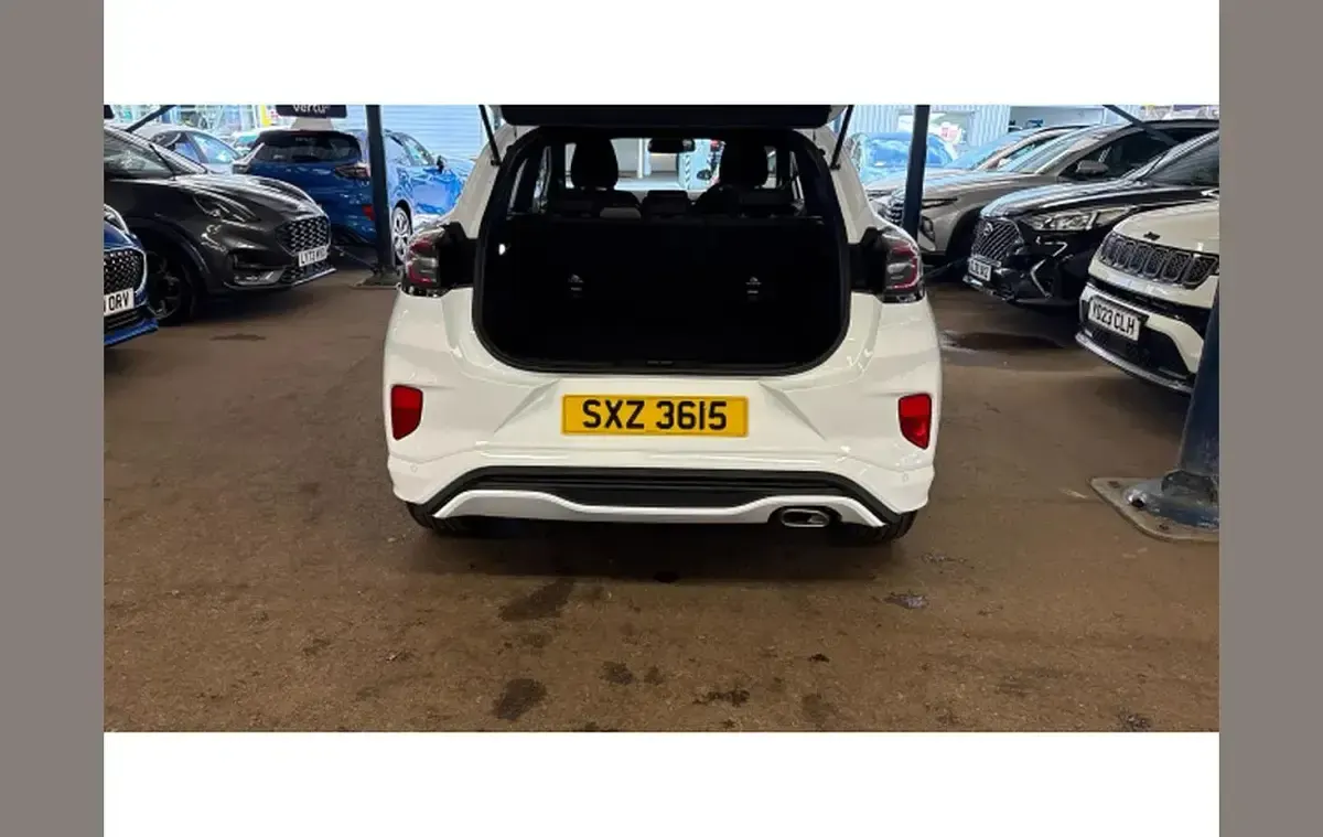 Used Ford Puma ST-Line 125 HP (91 kW) 2023 White SUV