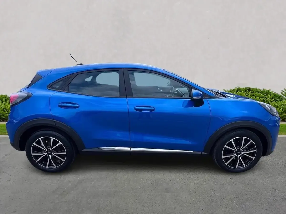 Käytetty Ford Puma Titanium 2023 Sininen Katumaasturi