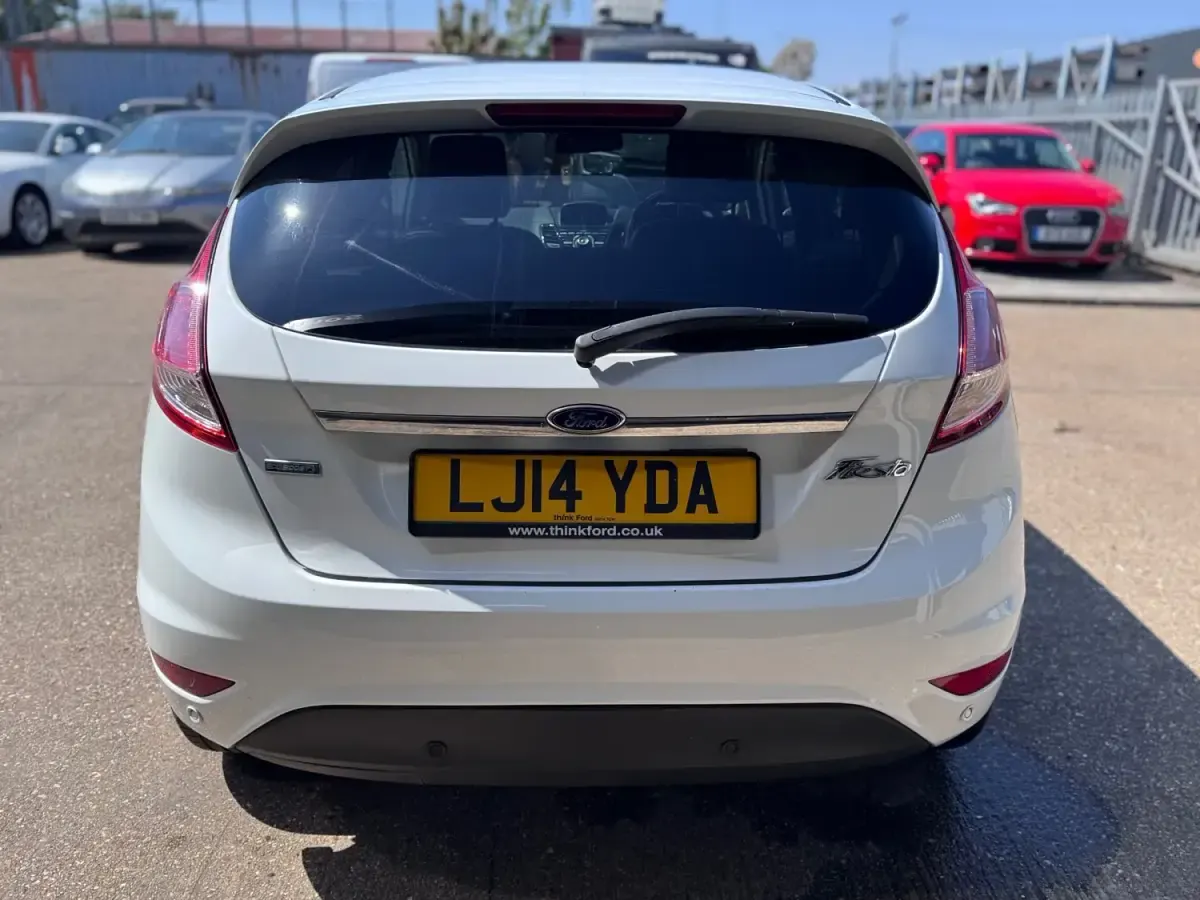 Usado Ford Fiesta Titanium X 2014 Branco Citadino