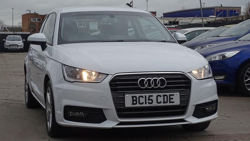 Usado Audi A1 Sport 116 CV (85 kW) 2015 Blanco Utilitario