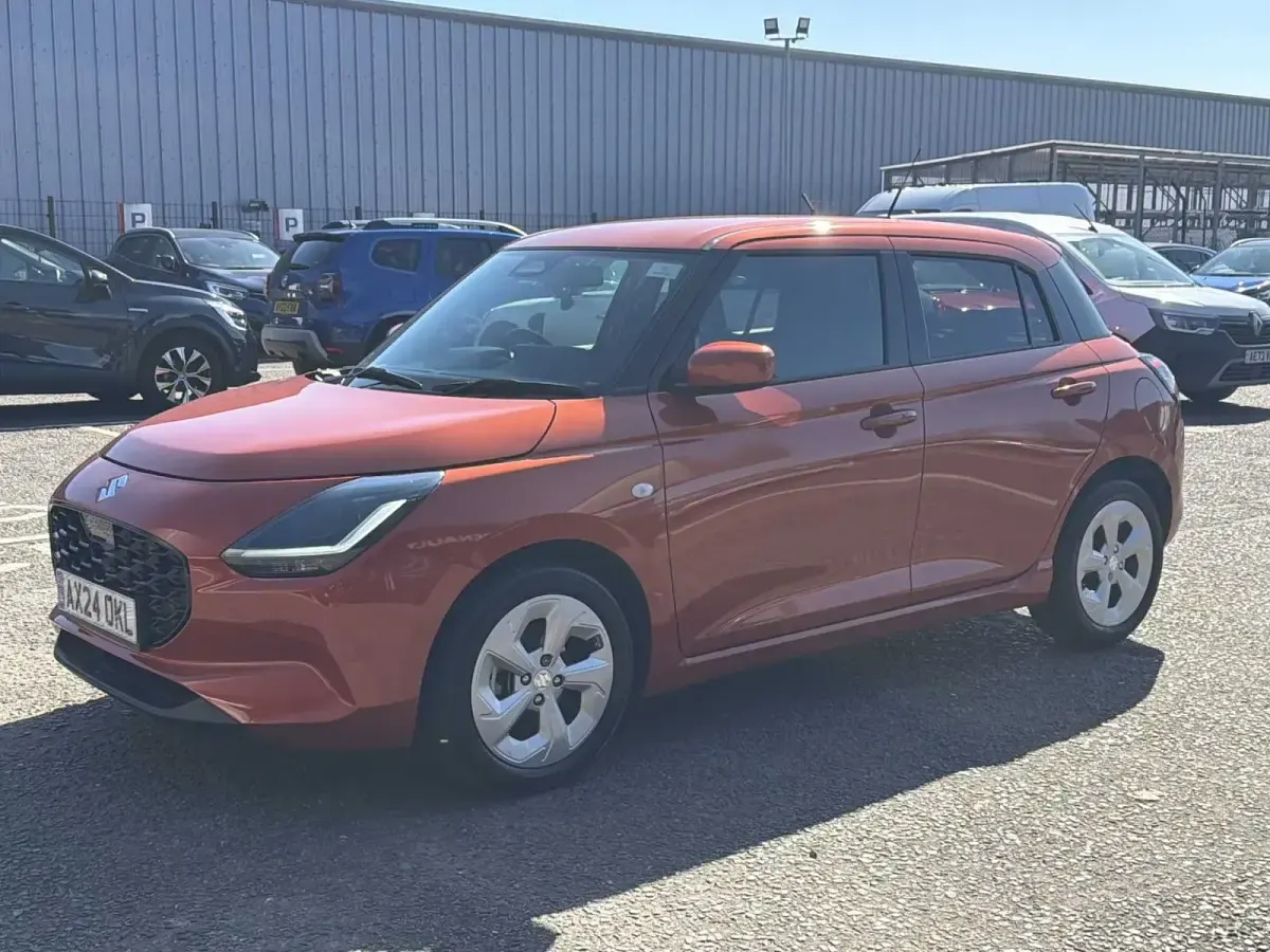 Used Suzuki Swift 82 HP (60 kW) 2024 Flm orng prl mt Hatchback