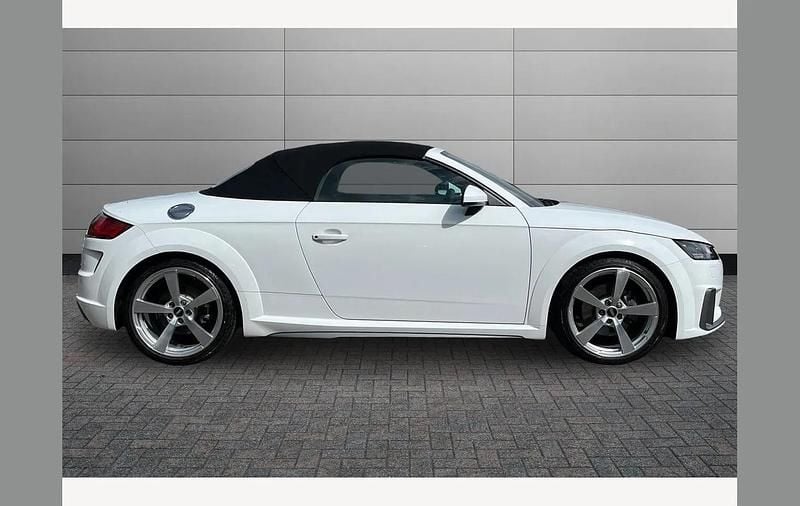 Used Audi TT Roadster S-Line 197 HP (144 kW) 2022 White Cabriolet