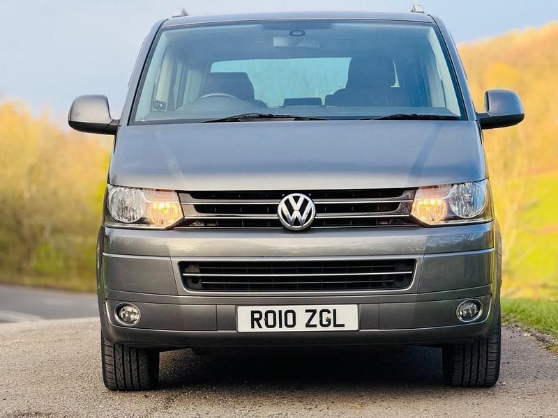 Used VW Caravelle Executive 140 HP (102 kW) 2010 Grey MPV