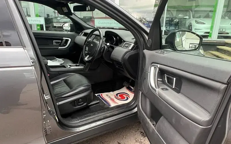 Used Land Rover Discovery Sport Landmark 180 HP (132 kW) 2018 Grey SUV