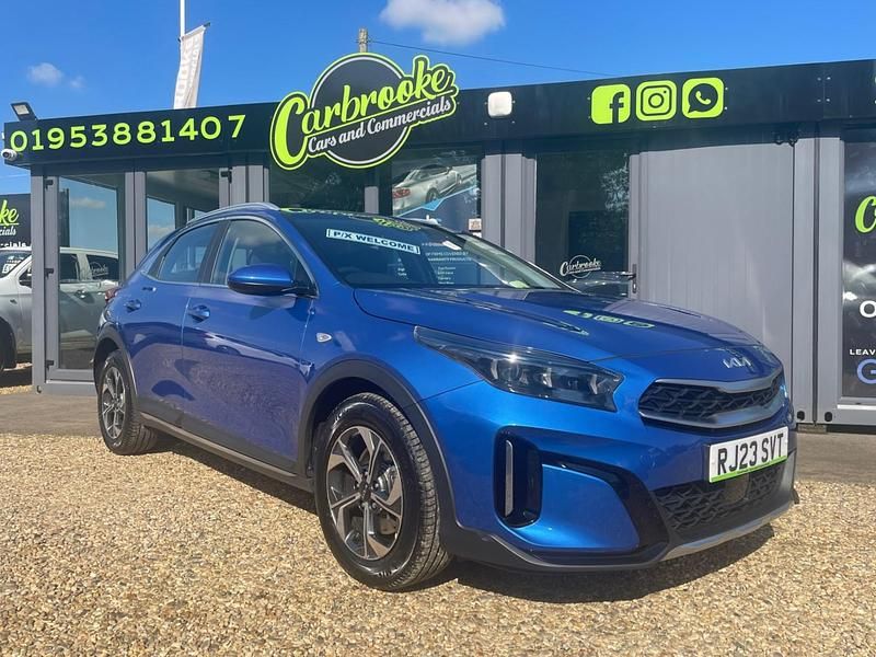 Usado Kia XCeed 158 HP (116 kW) 2023 Azul SUV