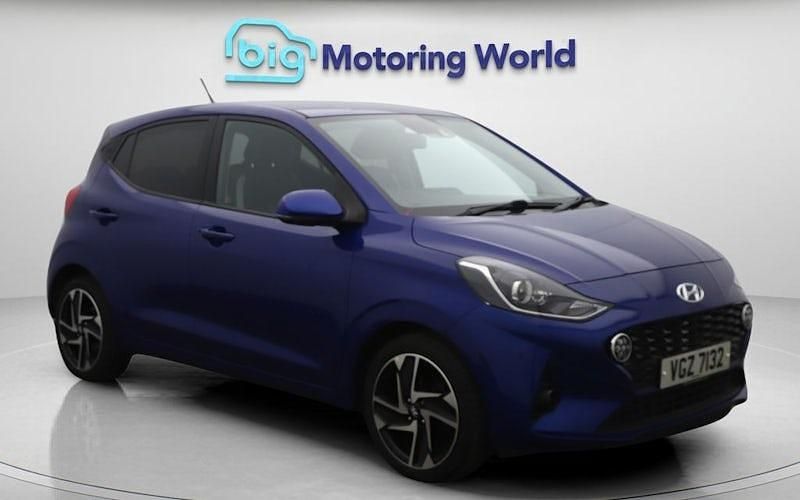 Used 2022 Hyundai i10 Premium Hatchback | £14,300 (Fair price) - Image 1/4