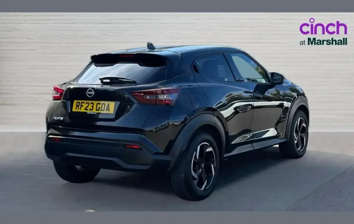 Used Nissan Juke N-Connecta 114 HP (83 kW) 2023 Black SUV