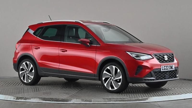 Red Used 2022 Seat Arona FR Sport SUV | £15,998 (Fair price) - Image 1/4