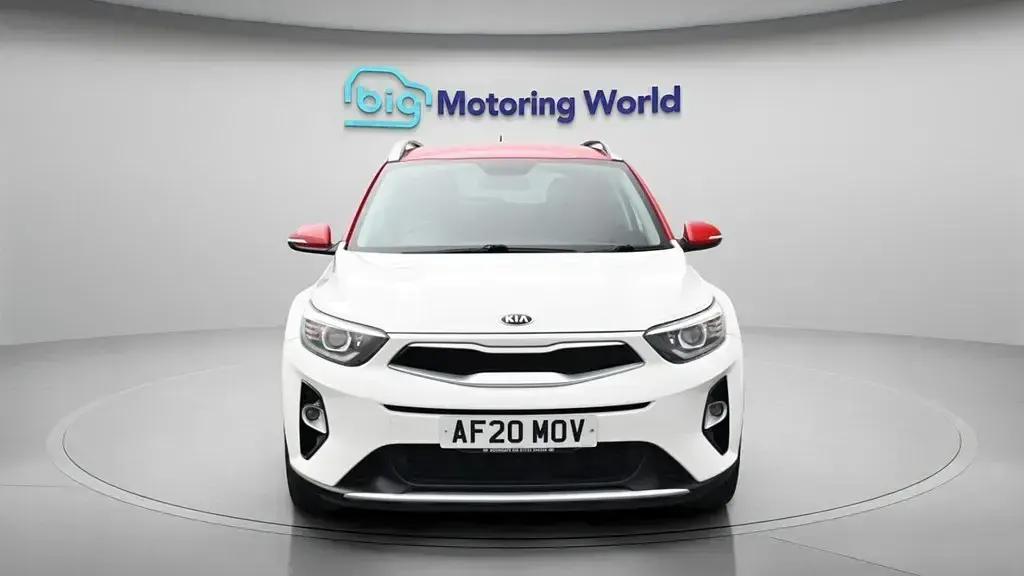 Used Kia Stonic 118 HP (86 kW) 2020 White SUV