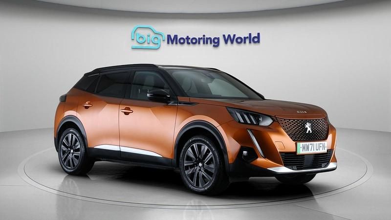 Used Peugeot e-2008 Premium 98 kW (134 HP) 2022 Orange SUV