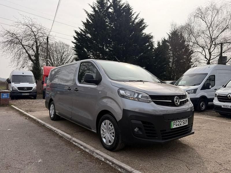 Used Vauxhall Vivaro 100 kW (136 HP) 2022 Grey MPV