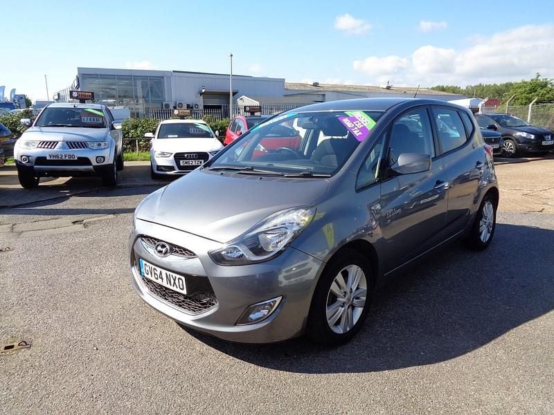Used Hyundai ix20 Active 115 HP (84 kW) 2015 Grey Hatchback