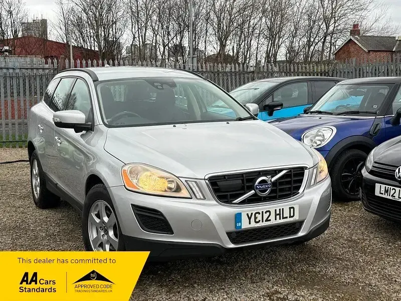 Used Volvo XC60 SE 215 HP (158 kW) 2012 Silver SUV