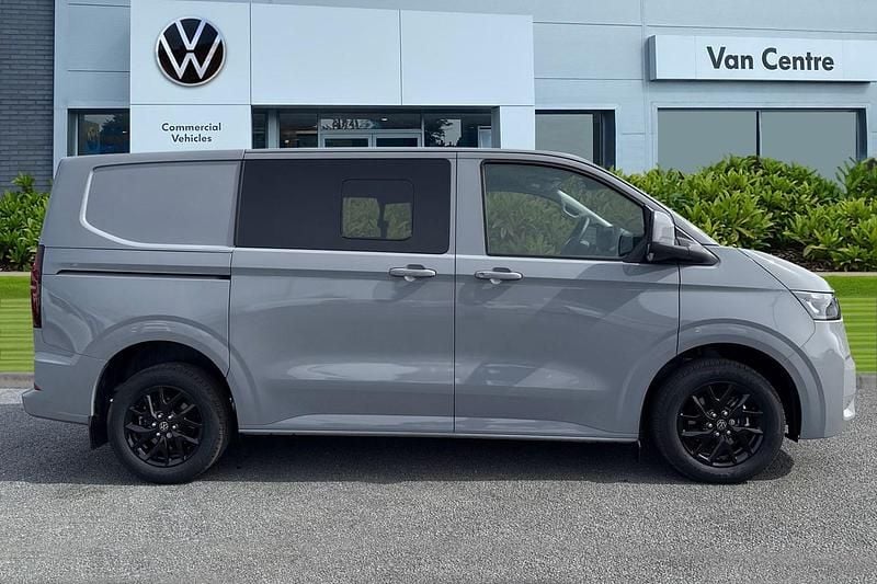 New VW Transporter Pro 170 HP (125 kW) 2025 Grey Van