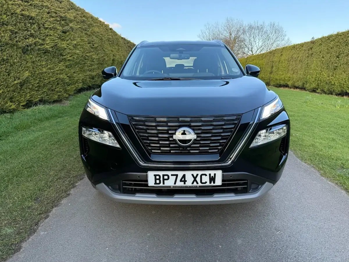 Used Nissan X-Trail N-Connecta 204 HP (150 kW) 2024 Black SUV