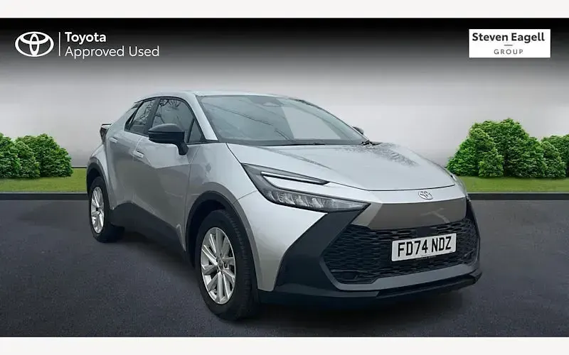 Used Toyota C-HR 140 HP (102 kW) 2026 SUV
