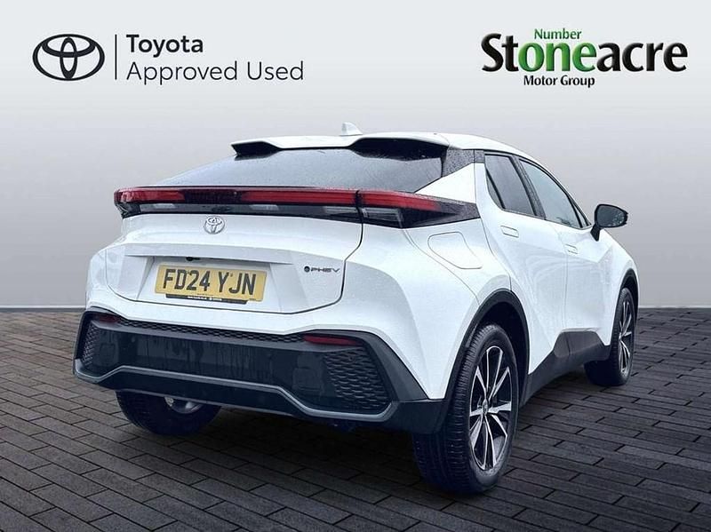 Used Toyota C-HR Design 220 HP (161 kW) 2024 White SUV