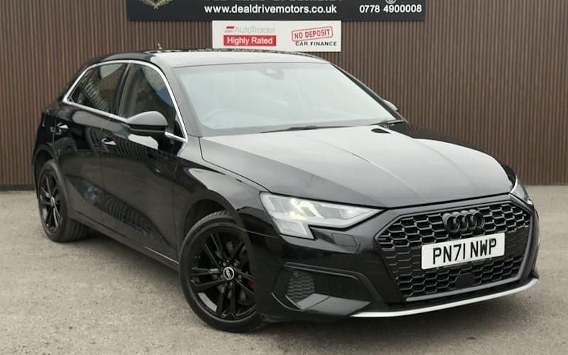 Used Audi A3 Sportback e-tron Sport 204 HP (150 kW) 2025 Hatchback
