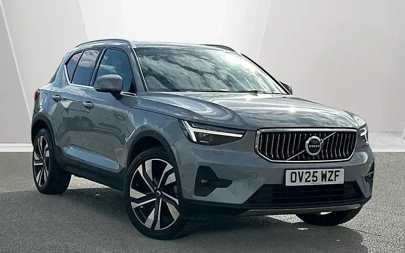 Usado Volvo XC40 Ultra 197 HP (144 kW) 2026 SUV