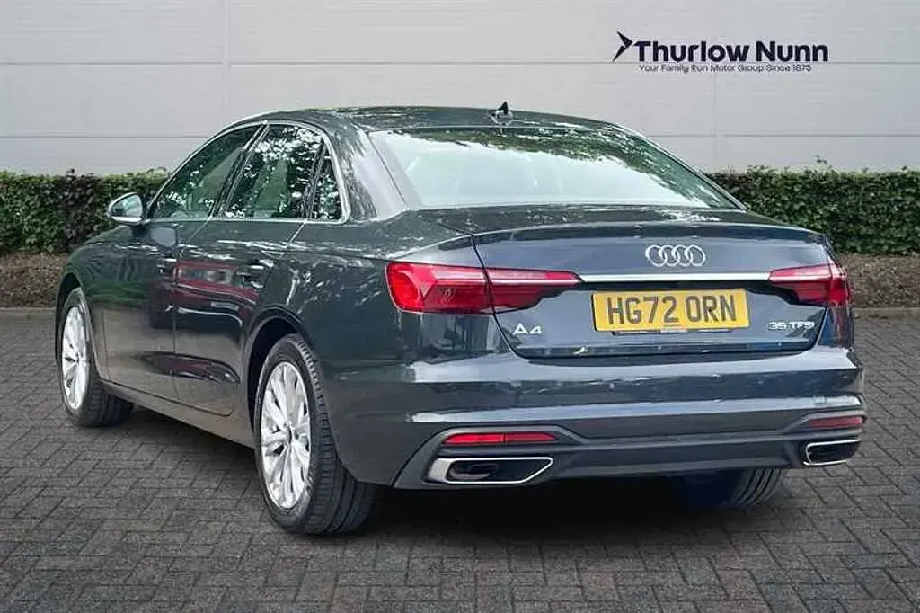 Used Audi A4 Comfort 150 HP (110 kW) 2022 Grey Sedan