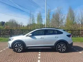 Used VW Taigo Life 95 HP (69 kW) 2023 Silver SUV