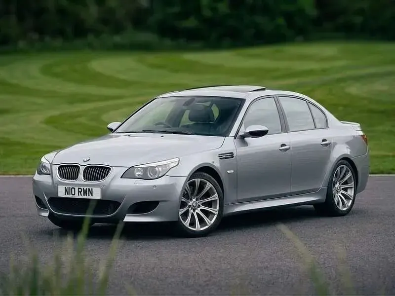 Usado BMW M5 Performance 507 CV (372 kW) 2006 Gris Berlina