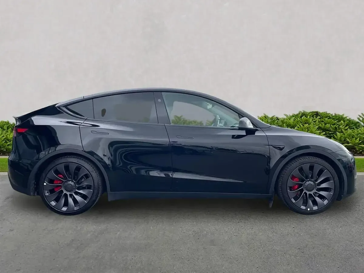 Used Tesla Model Y Performance 392 kW (534 HP) 2024 Black SUV