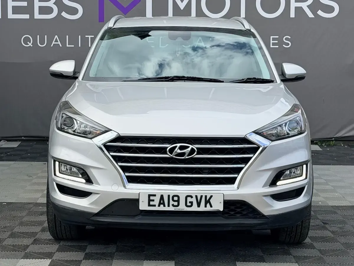 Used Hyundai Tucson SE 177 HP (130 kW) 2019 Silver SUV
