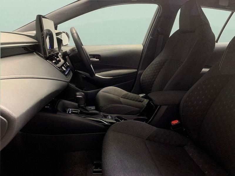 Used Toyota Corolla 140 HP (102 kW) 2023 Grey Estate