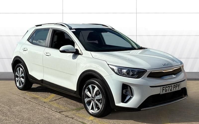 Used 2024 Kia Stonic SUV | £12,828 (Super price) - Image 1/4