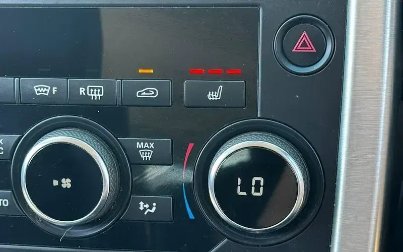Used Land Rover Discovery 5 SE 179 HP (131 kW) 2019 SUV