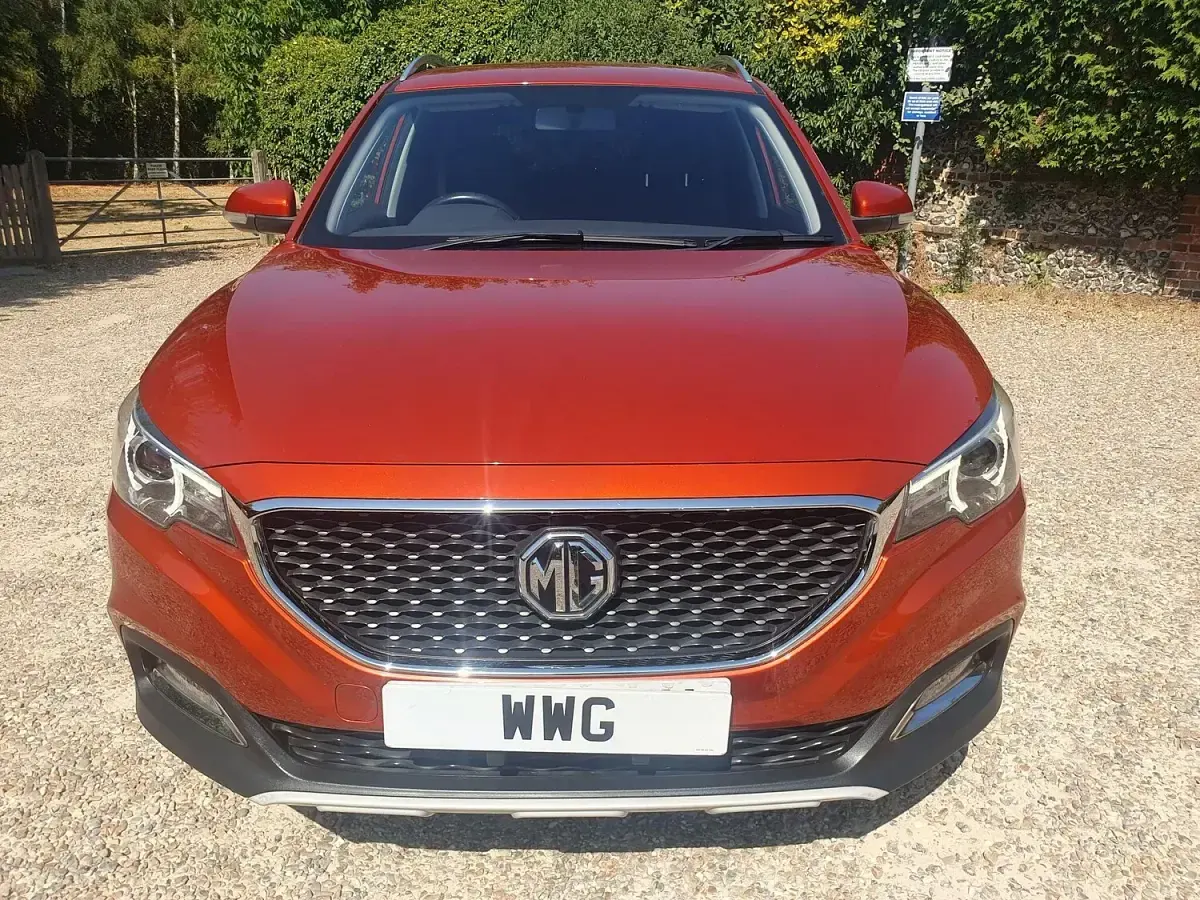 Used MG ZS Excite 111 HP (81 kW) 2019 Orange SUV