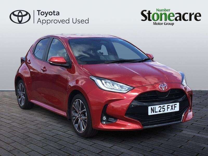 Red Used 2025 Toyota Yaris Hybrid Hatchback | £22,500 (A bit pricey) - Image 1/2