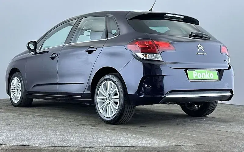 Used Citroën C4 Flair 110 HP (80 kW) 2016 Blue Hatchback