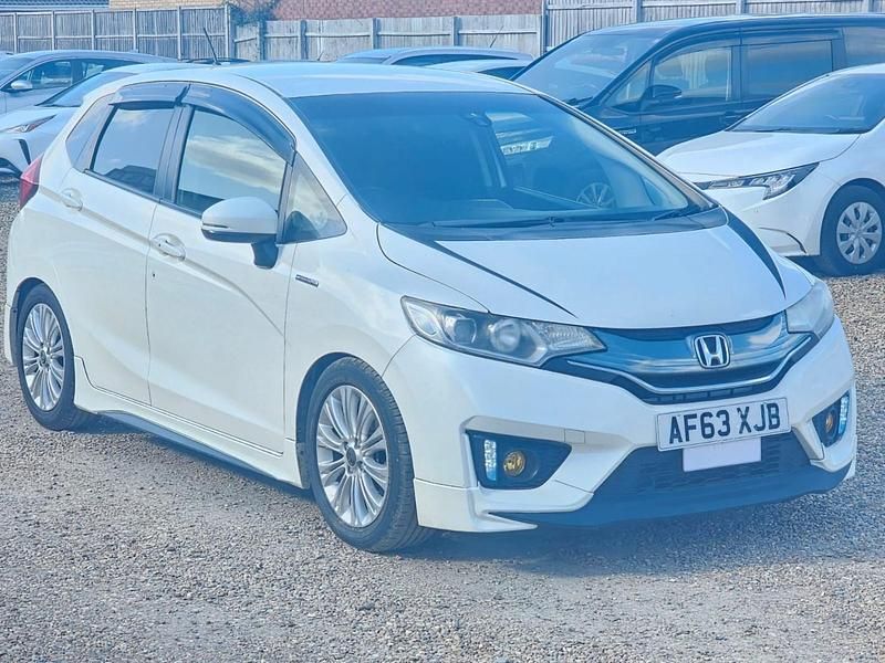Używany Honda Fit Hybrid 2026 Biały Hatchback